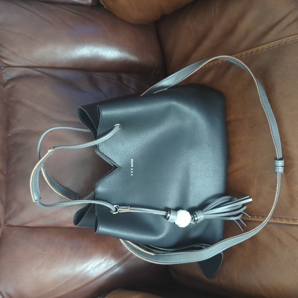 Pixie Mood Tote - Picture 3 of 10